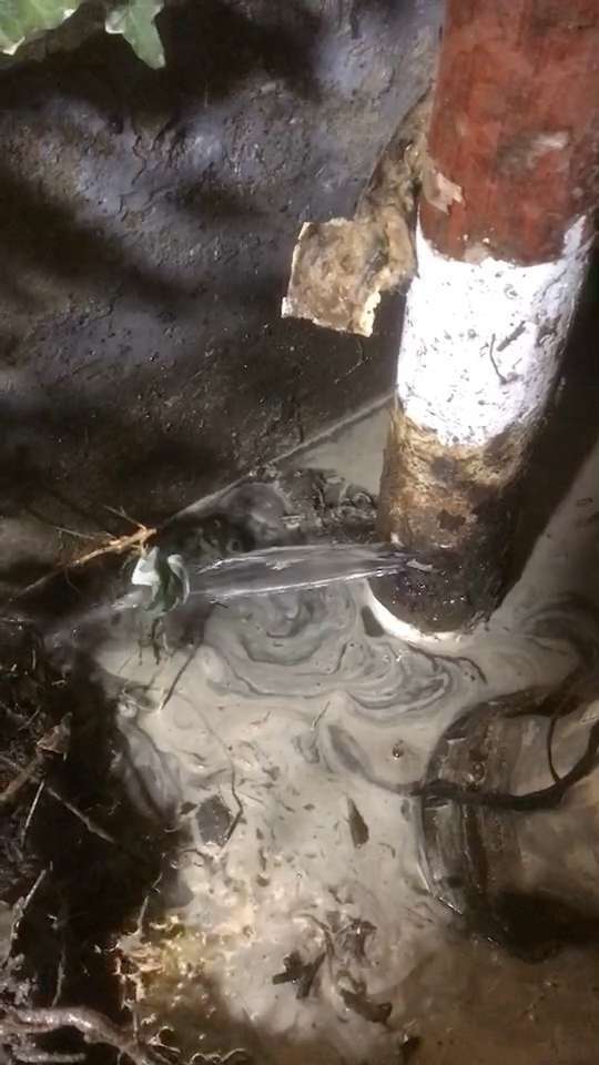 【給水配管】緊急対応工事。