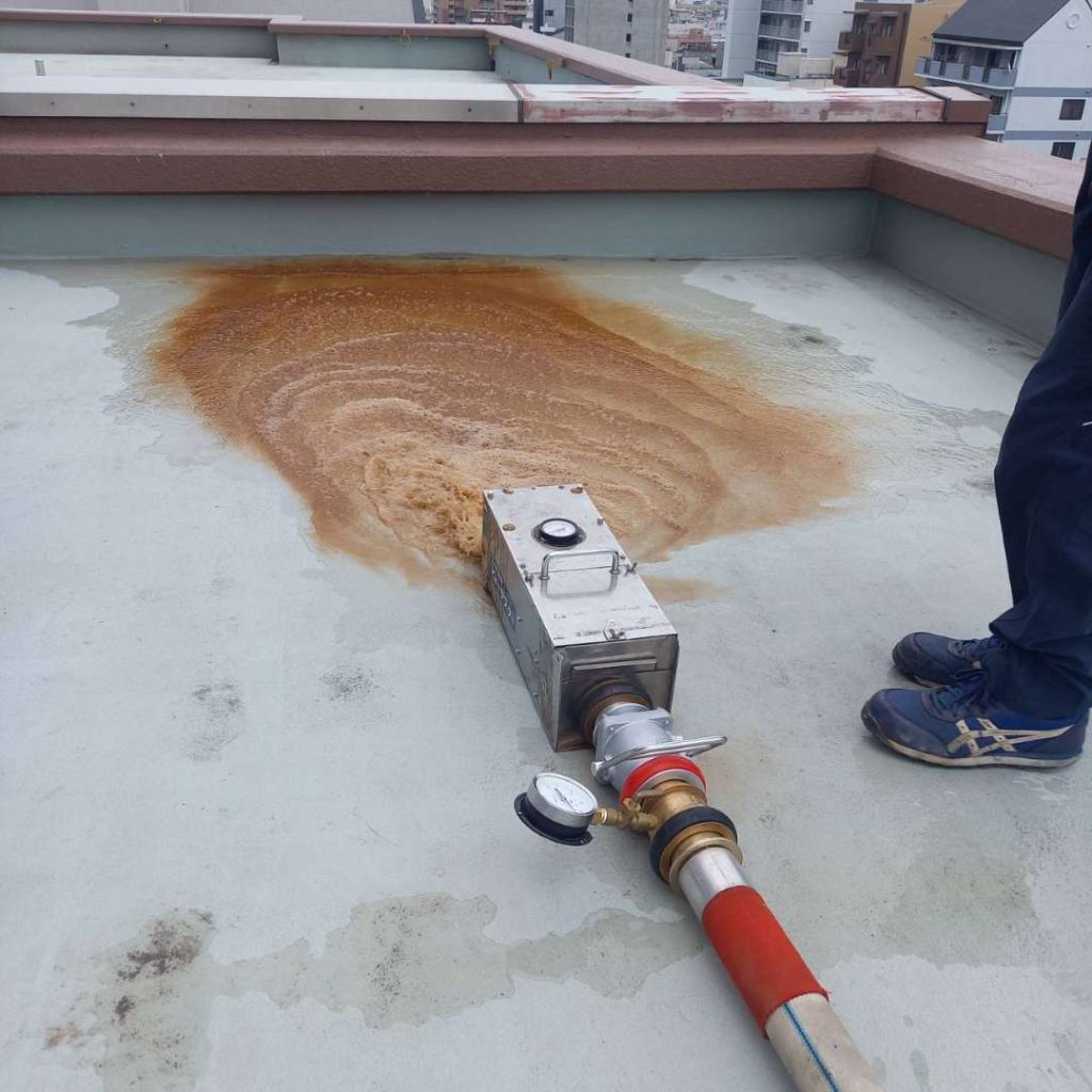 大阪市港区のマンションで【消防設備】の【漏水調査と修繕】