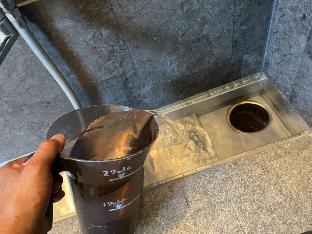 豊中市の住宅で謎の水漏れ【満水テスト調査】