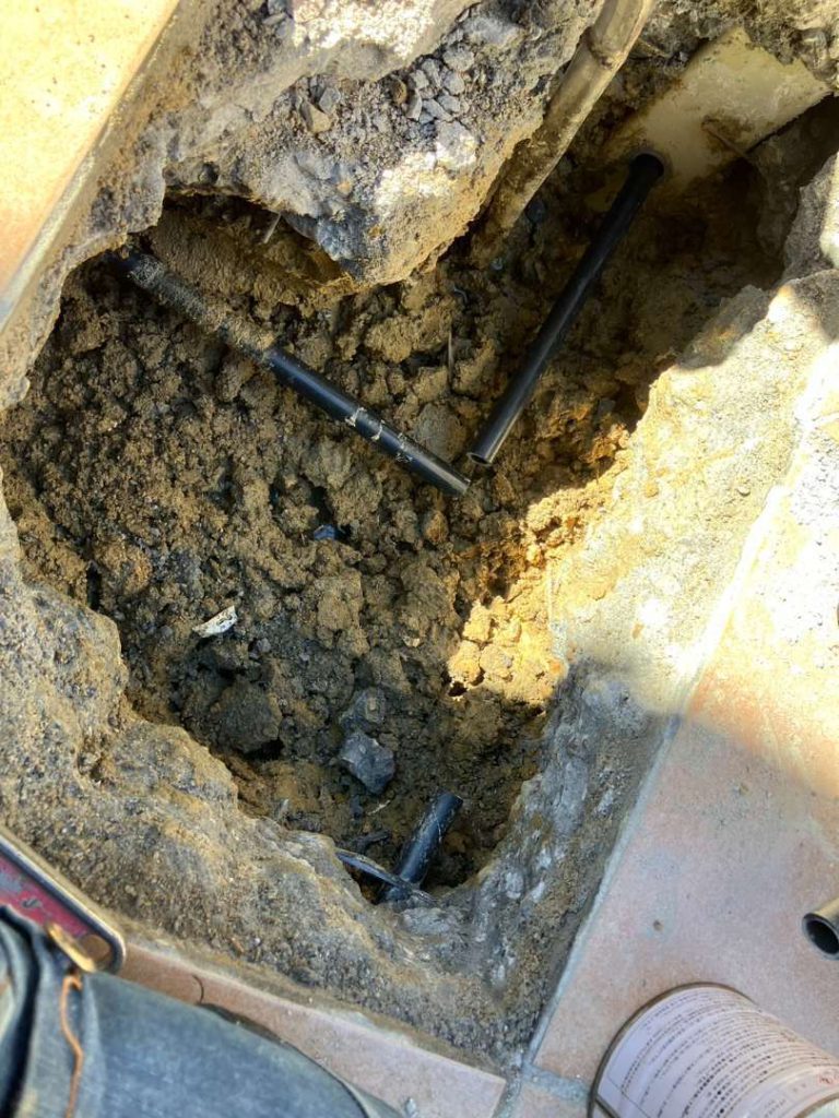 堺市中百舌鳥の漏水調査(修繕)